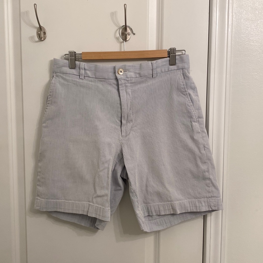 Southern tide size 32, blue and white striped shorts